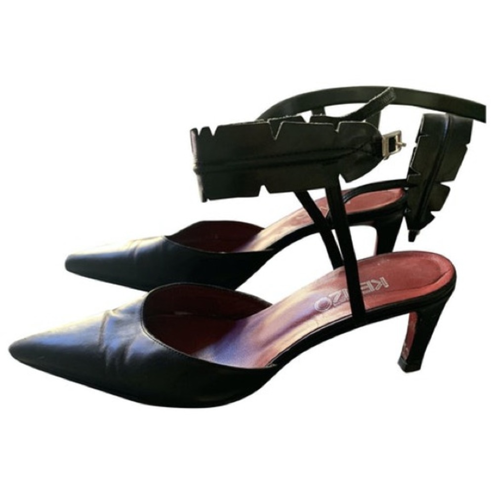 Kenzo black leather leaf strap heels